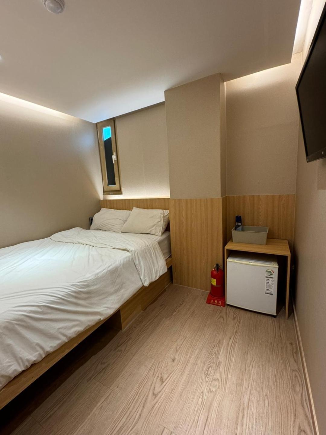 Well Plus Guest House Seoul Exterior photo