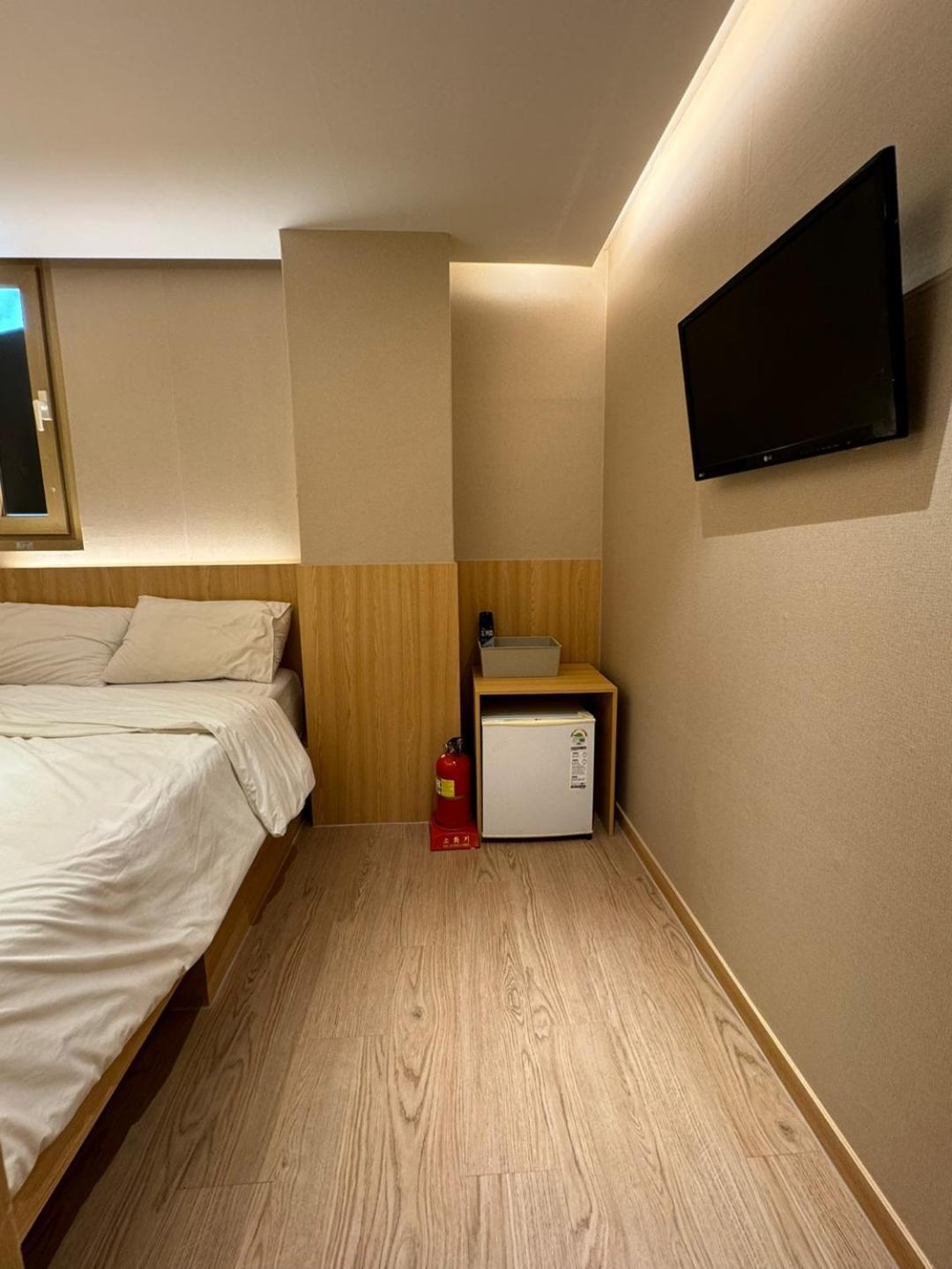 Well Plus Guest House Seoul Exterior photo