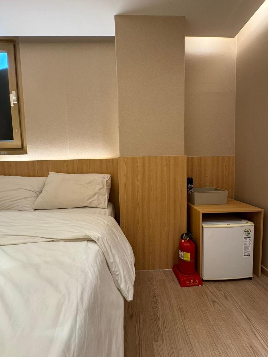 Well Plus Guest House Seoul Exterior photo