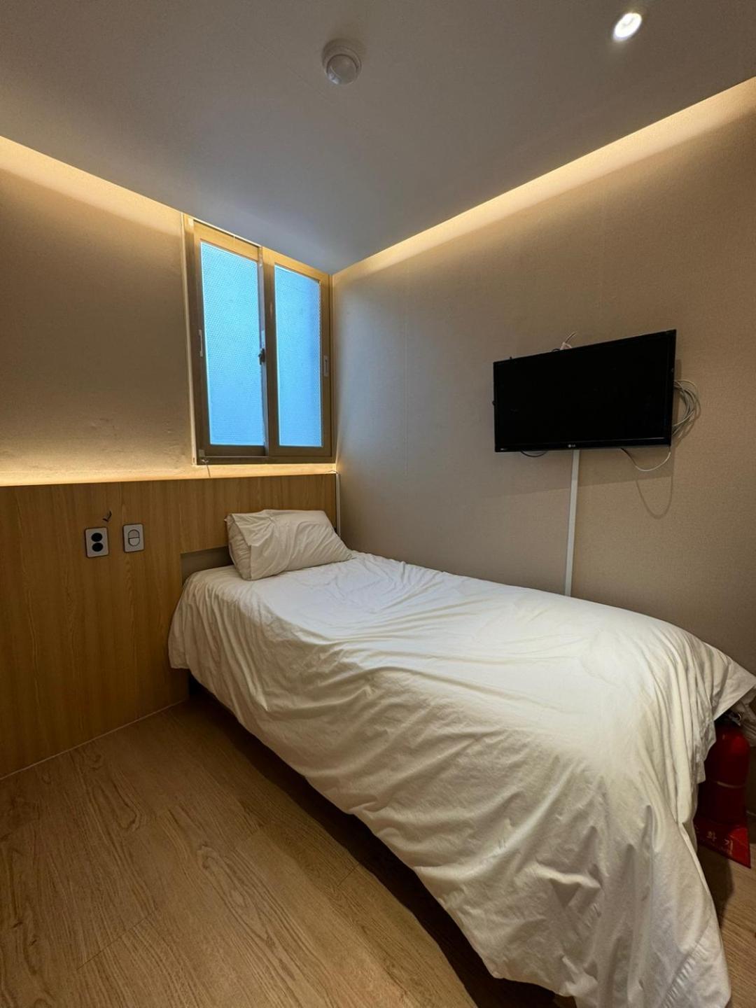 Well Plus Guest House Seoul Exterior photo